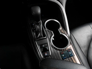 Седан Toyota Camry 2019 года, 2969000 рублей, Тюмень