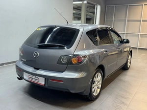 Хетчбэк Mazda 3 2006 года, 677000 рублей, Красноярск