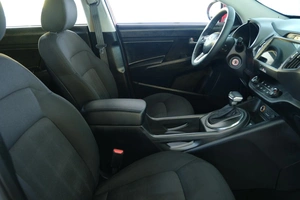 Внедорожник Kia Sportage 2013 года, 1389000 рублей, Омск