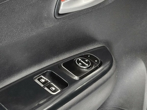Седан Kia Rio 2018 года, 785000 рублей, Красноярск