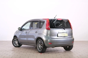 Хетчбэк Nissan Note 2006 года, 649000 рублей, Омск
