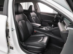 Седан Kia K5 2021 года, 2499000 рублей, Воронеж