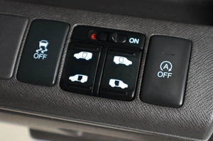 Минивэн Honda Stepwgn 2012 года, 1649000 рублей, Тюмень