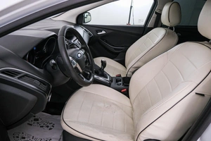 Хетчбэк Ford Focus 2013 года, 809000 рублей, Красноярск