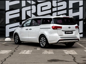 Минивэн Kia Carnival 2018 года, 2850000 рублей, Краснодар