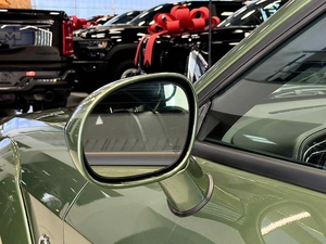 Купе Dodge Challenger SRT 2023 года, 15999999 рублей, Москва