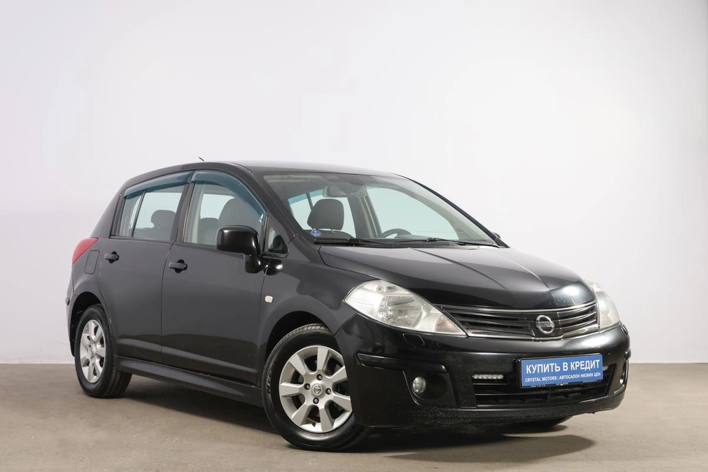 Хетчбэк Nissan Tiida 2012 года, 829000 рублей, Новосибирск
