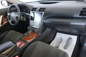 Седан Toyota Camry 2007 года, 1149000 рублей, Омск