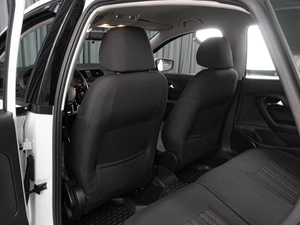 Седан Volkswagen Polo 2017 года, 1049000 рублей, Тюмень