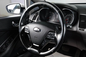 Седан Kia Cerato 2017 года, 1429000 рублей, Тюмень