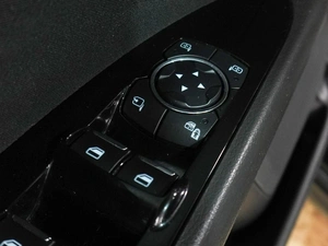 Седан Ford Mondeo 2018 года, 1899000 рублей, Воронеж