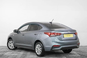 Седан Hyundai Solaris 2017 года, 999000 рублей, Кемерово