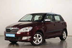 Хетчбэк Skoda Fabia 2011 года, 799000 рублей, Челябинск