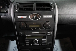 Седан Ford Mondeo 2006 года, 459000 рублей, Сургут