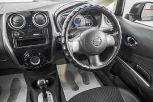 Хетчбэк Nissan Note 2013 года, 849000 рублей, Барнаул