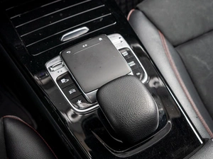 Седан Mercedes-benz CLA-класс 2019 года, 2550000 рублей, Краснодар