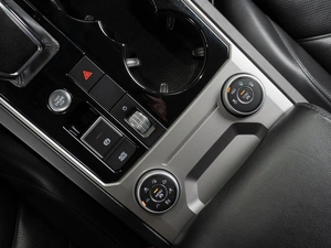 Внедорожник Volkswagen Touareg 2019 года, 5599000 рублей, Тюмень