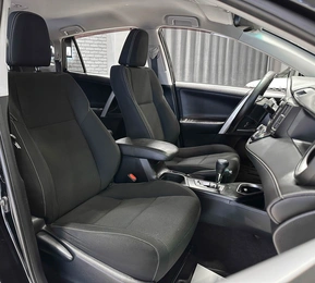 Внедорожник Toyota RAV4 2016 года, 2457000 рублей, Красноярск