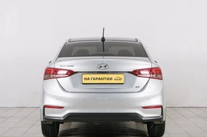 Седан Hyundai Solaris 2018 года, 1259000 рублей, Красноярск