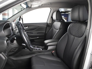 Внедорожник Hyundai Santa Fe 2019 года, 2790000 рублей, Омск