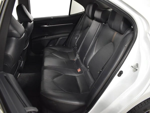 Седан Toyota Camry 2019 года, 2763100 рублей, Казань