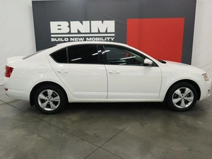 Хэтчбек Skoda Octavia 2015 года, 1530000 рублей, Курск