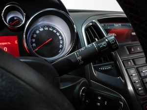 Хетчбэк Opel Astra 2012 года, 845000 рублей, Ставрополь