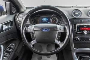 Седан Ford Mondeo 2012 года, 689000 рублей, Барнаул
