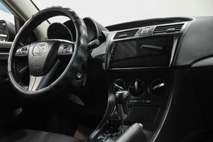 Хетчбэк Mazda 3 2012 года, 809000 рублей, Новокузнецк