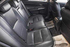 Седан Toyota Camry 2015 года, 2399000 рублей, Барнаул