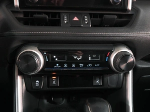 Внедорожник Toyota RAV4 2019 года, 2949000 рублей, Ростов-на-Дону