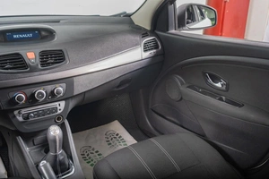 Седан Renault Fluence 2015 года, 899000 рублей, Томск