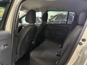 Хетчбэк Renault Sandero 2015 года, 849000 рублей, Ачинск