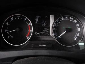 Лифтбек Skoda Rapid 2017 года, 1279000 рублей, Красный Пахарь