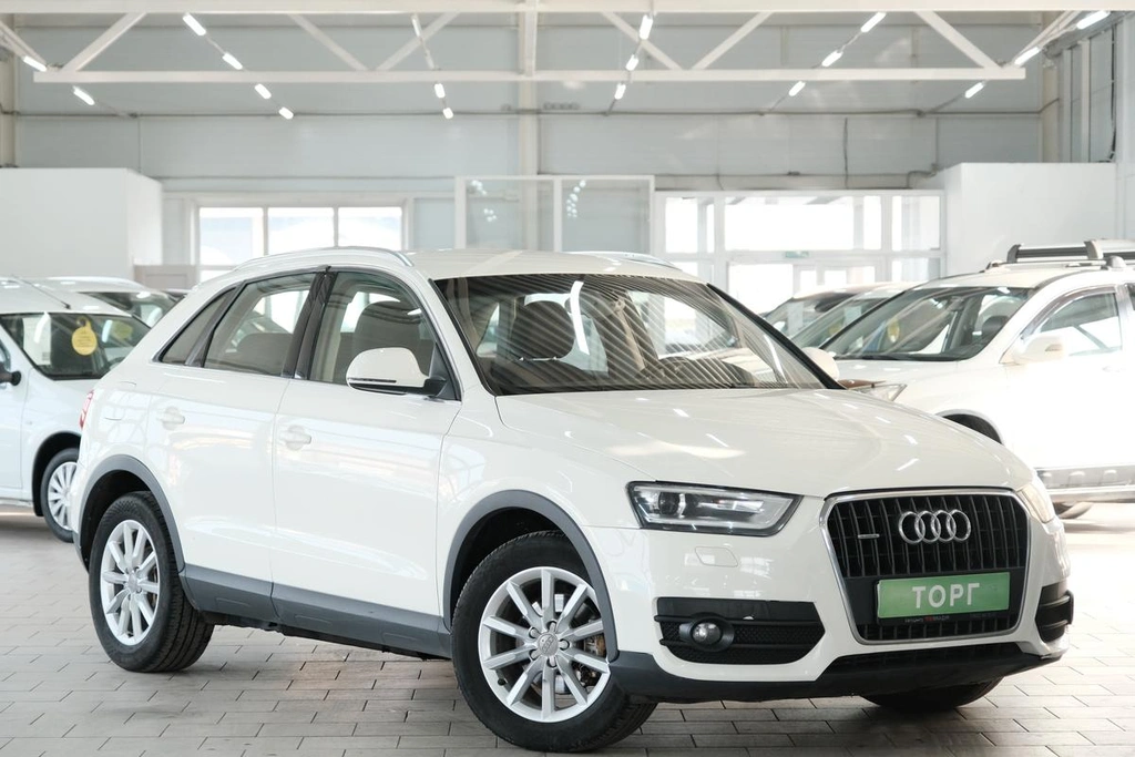 Внедорожник Audi Q3 2013 года, 1379000 рублей, Омск