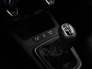 Седан Kia Rio 2022 года, 1348055 рублей, Москва