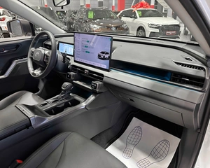 Внедорожник Toyota RAV4 2026 года, 4067000 рублей, Красноярск