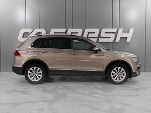 Внедорожник Volkswagen Tiguan 2018 года, 2500000 рублей, Аксай