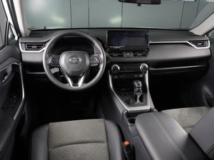 Внедорожник Toyota RAV4 2024 года, 4099000 рублей, Красный Пахарь