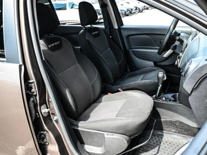 Хетчбэк Renault Sandero Stepway 2020 года, 1379000 рублей, Кирилловка