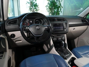 Внедорожник Volkswagen Tiguan 2017 года, 2079000 рублей, Тверь