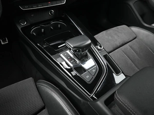 Седан Audi A4 2020 года, 2999000 рублей, Кирилловка