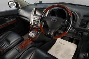 Внедорожник Toyota Harrier 2009 года, 1839000 рублей, Челябинск