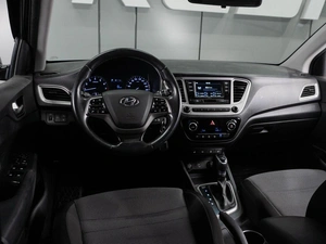 Седан Hyundai Solaris 2019 года, 1270000 рублей, Тюмень