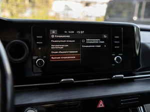 Минивэн Kia Carnival 2021 года, 4099000 рублей, Большой Сочи