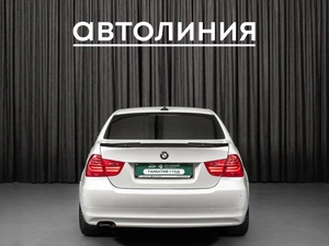 Седан BMW 3 серия 2011 года, 1050000 рублей, Красноярск