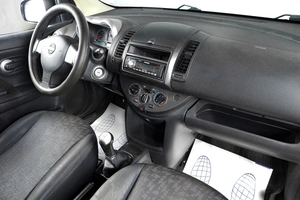 Хетчбэк Nissan Note 2007 года, 399000 рублей, Тюмень