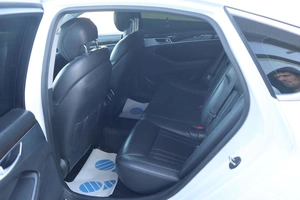 Седан Hyundai Genesis 2015 года, 2095000 рублей, Мирное