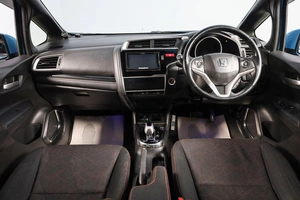 Хетчбэк Honda Fit 2013 года, 1149000 рублей, Новосибирск