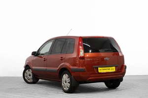 Хетчбэк Ford Fusion 2007 года, 399000 рублей, Барнаул